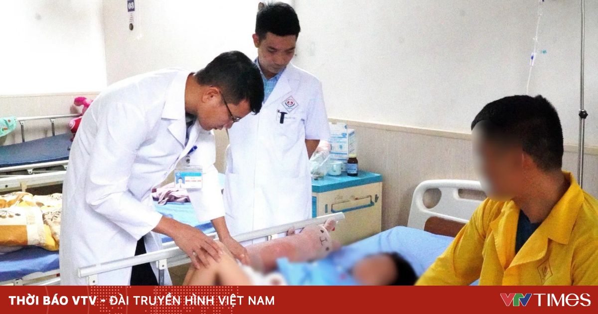 Bé gái bị chấn thương tầng sinh môn phức tạp do tai nạn sinh hoạt