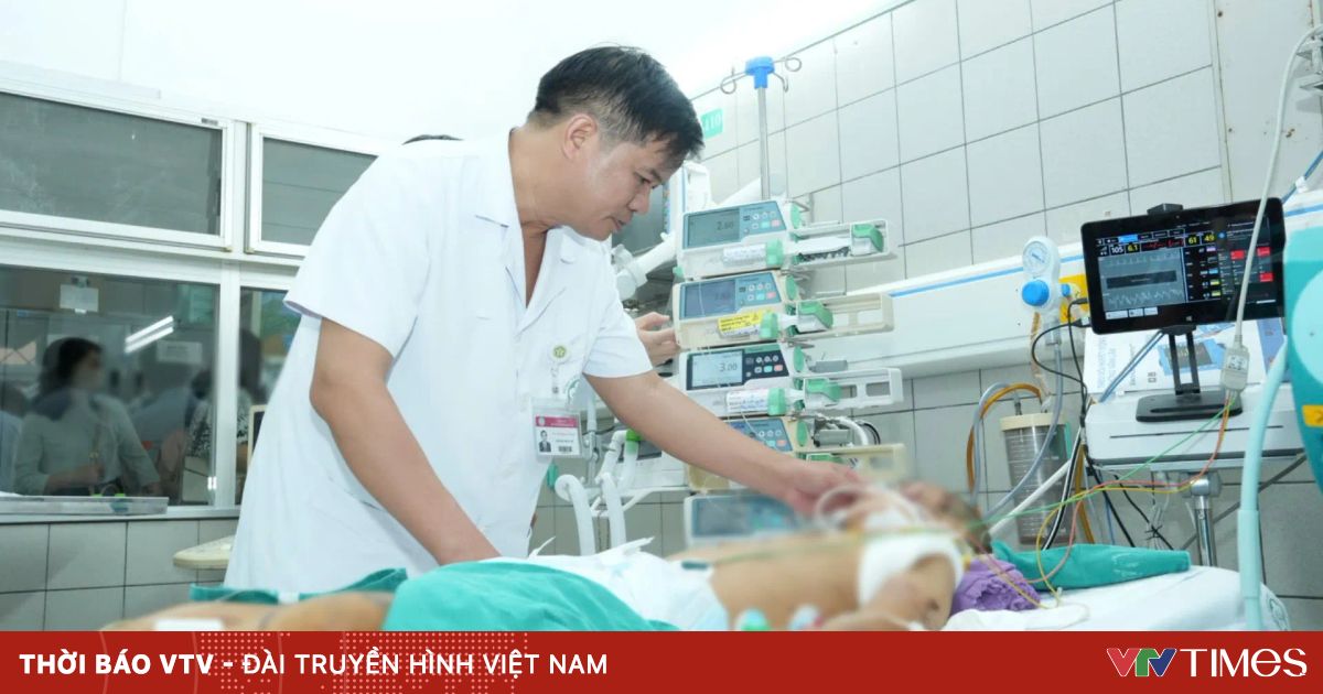 Bé gái trong vụ lũ quét tại bản Làng Nủ: Vẫn còn bùn, đất trong phổi