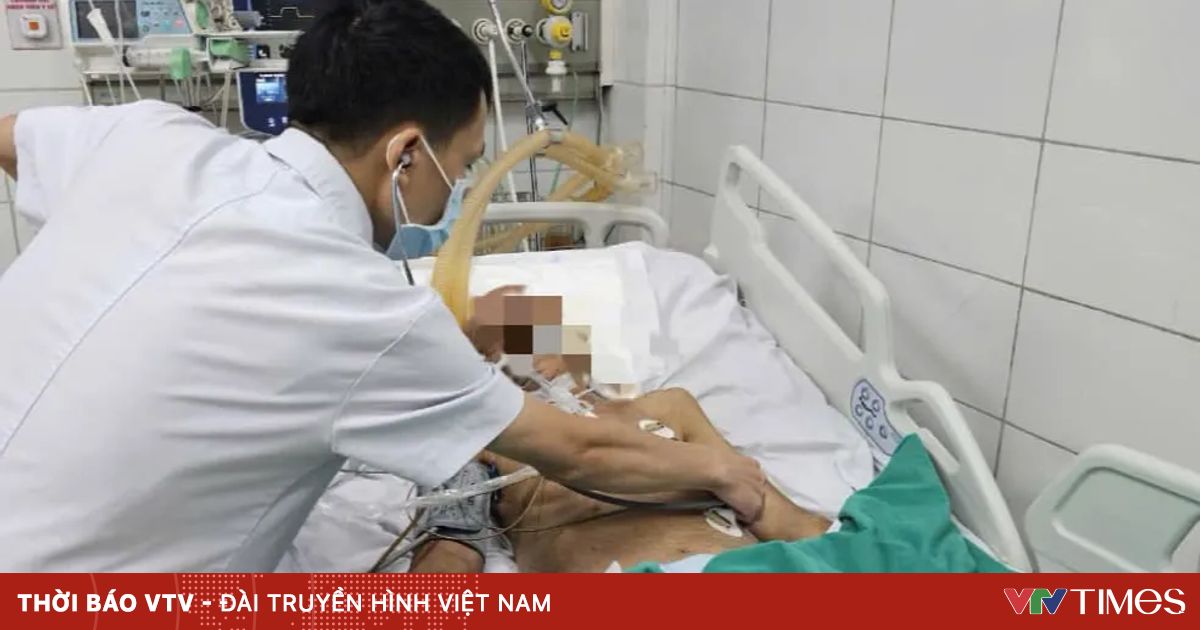 Cụ ông nguy kịch vì có nhiều bệnh lý nền kèm nhiễm giun lươn lan tỏa