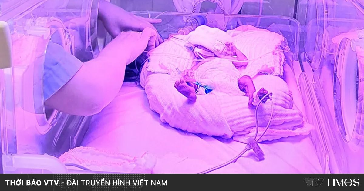 Cứu trẻ sinh non bị bệnh màng trong giai đoạn 4 kèm nhịp tim nhanh kịch phát