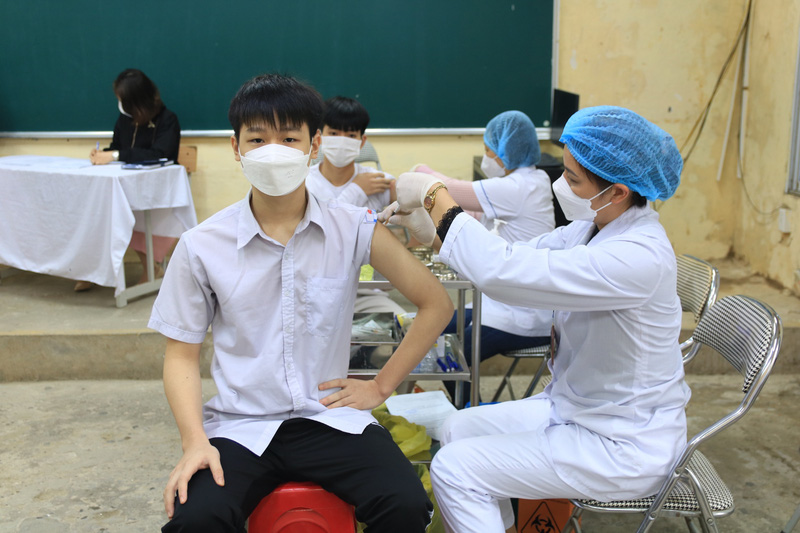 Hà Nội: Gần 87% trẻ từ 12 đến 17 tuổi được tiêm vaccine phòng COVID-19