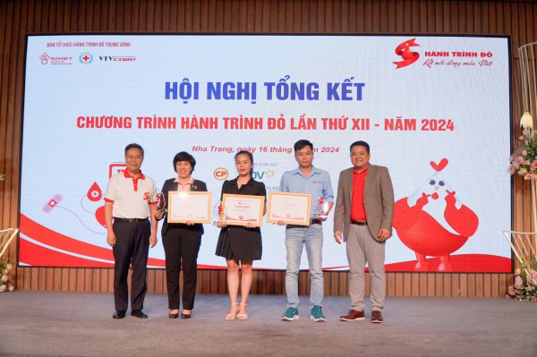 Hành trình Đỏ 2024: Tiếp nhận hơn 128.000 đơn vị máu