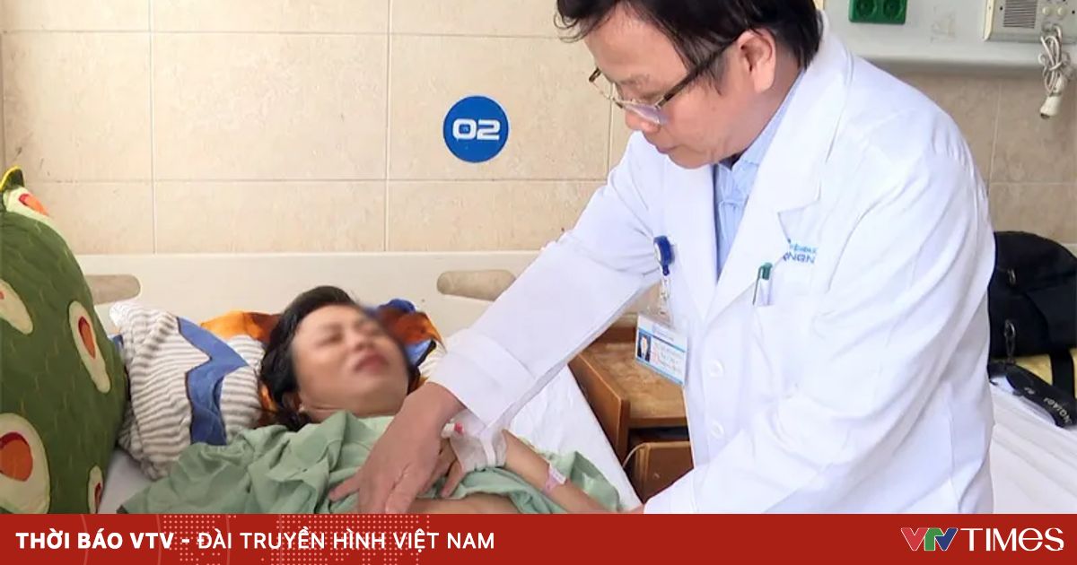 Mổ giải áp cho 2 bệnh nhân có khối u xơ tử cung lớn