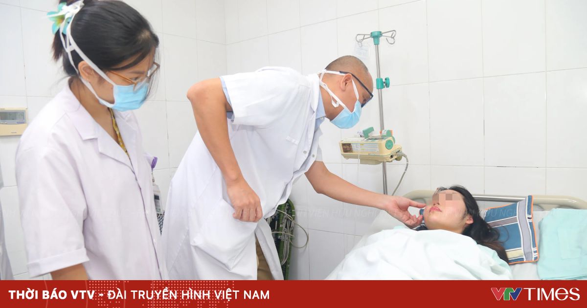 Mù mắt sau tiêm filler ở nước ngoài, người phụ nữ trở về cầu cứu bác sĩ Việt Nam