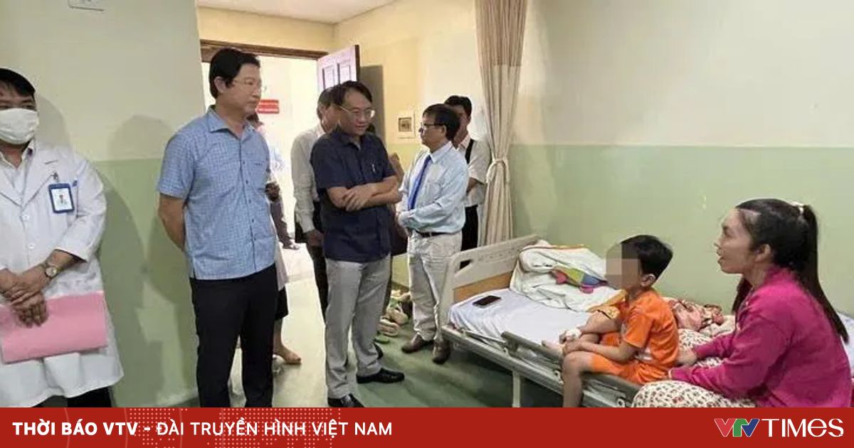 Đắk Lắk: 7 người trong một gia đình nhập viện cấp cứu sau khi ăn thịt chó