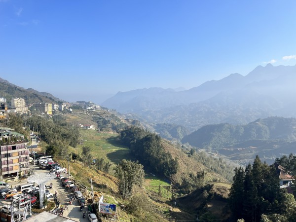 Biển mây trên nóc nhà Đông Dương khiến du khách ngất ngây