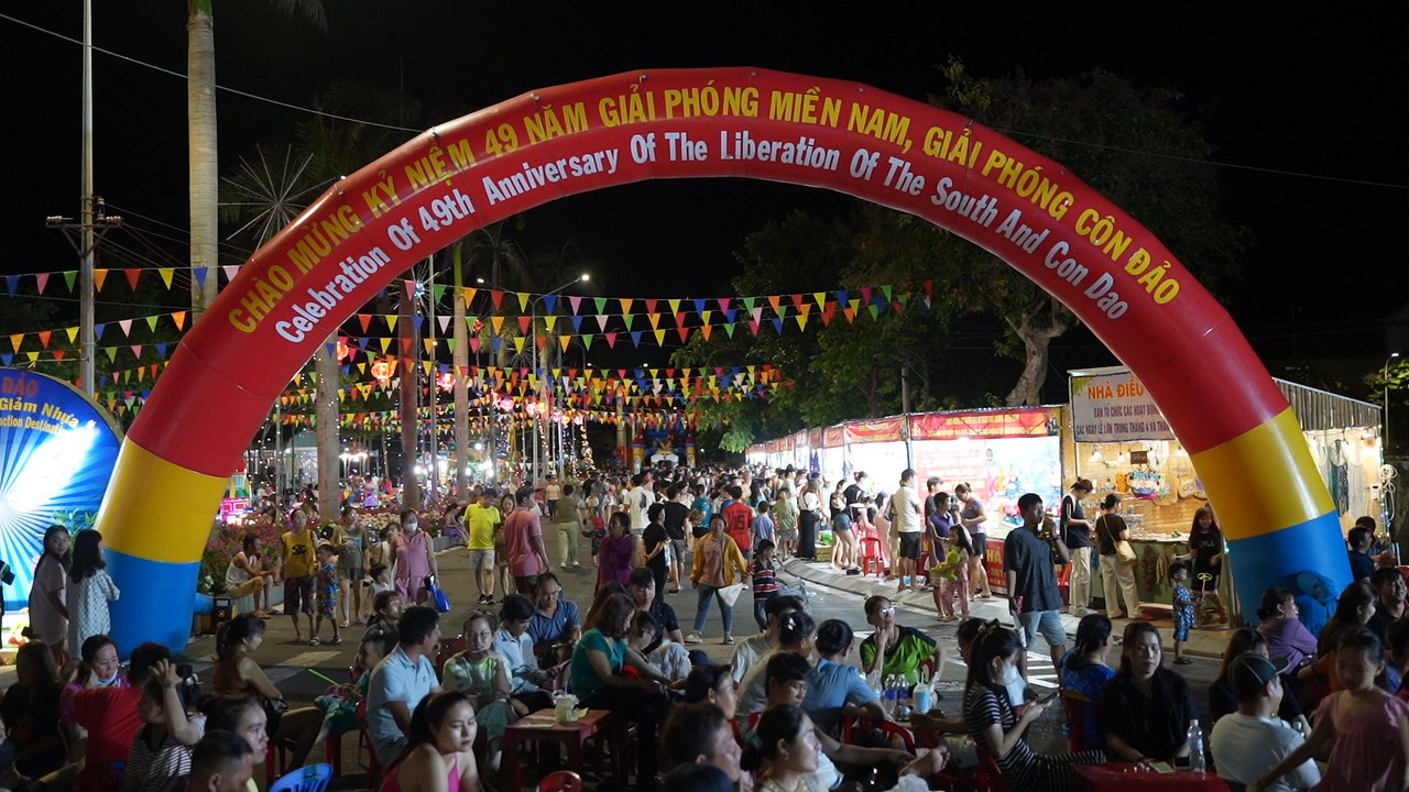 Côn Đảo: Hút khách dịp lễ 30/4 và 1/5, khách sạn, nhà nghỉ cháy phòng Côn Đảo: Hút khách dịp lễ 30/4 và 1/5, khách sạn, nhà nghỉ cháy phòng