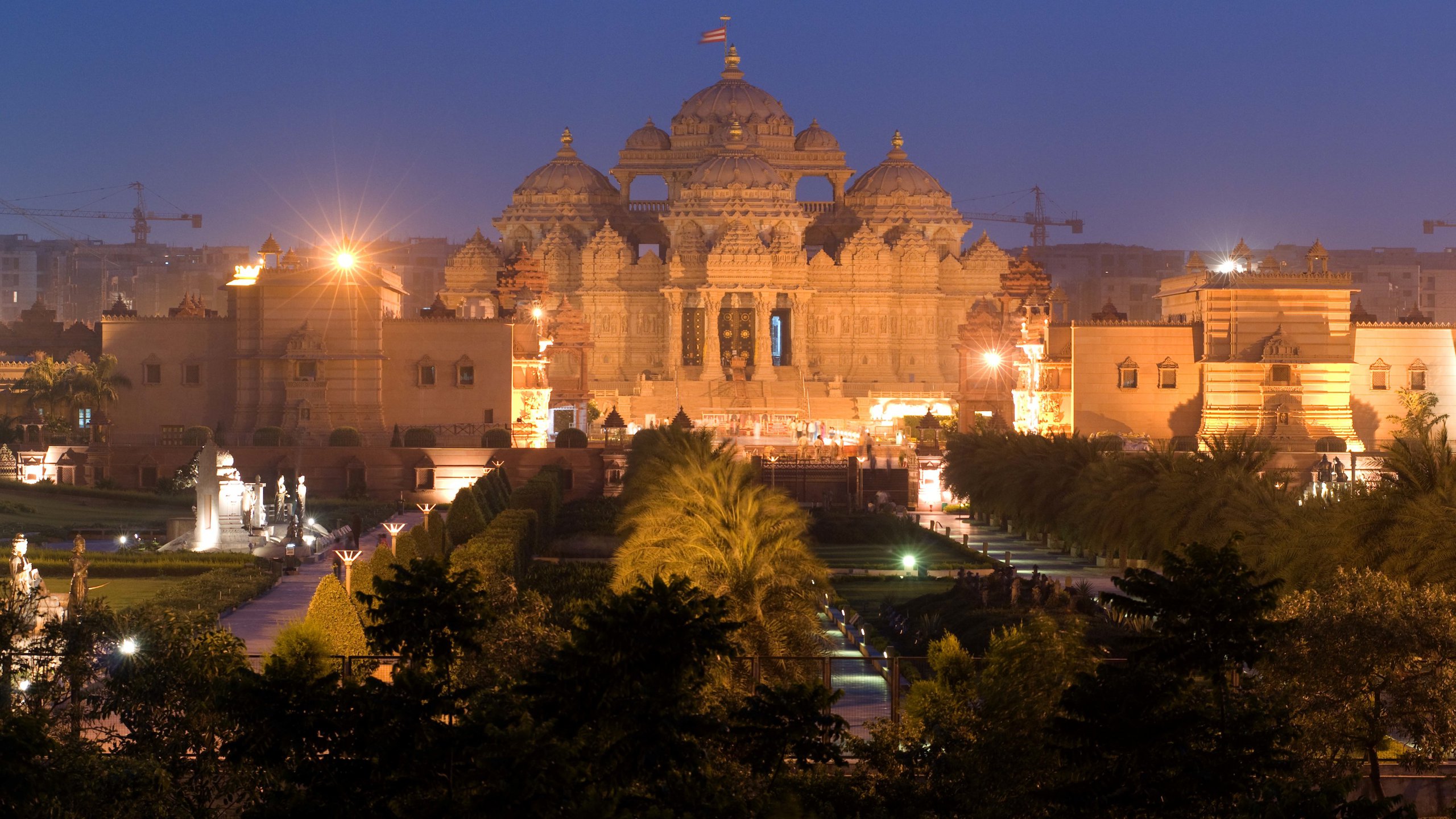 Khám phá ngôi đền Akshardham ở New Delhi