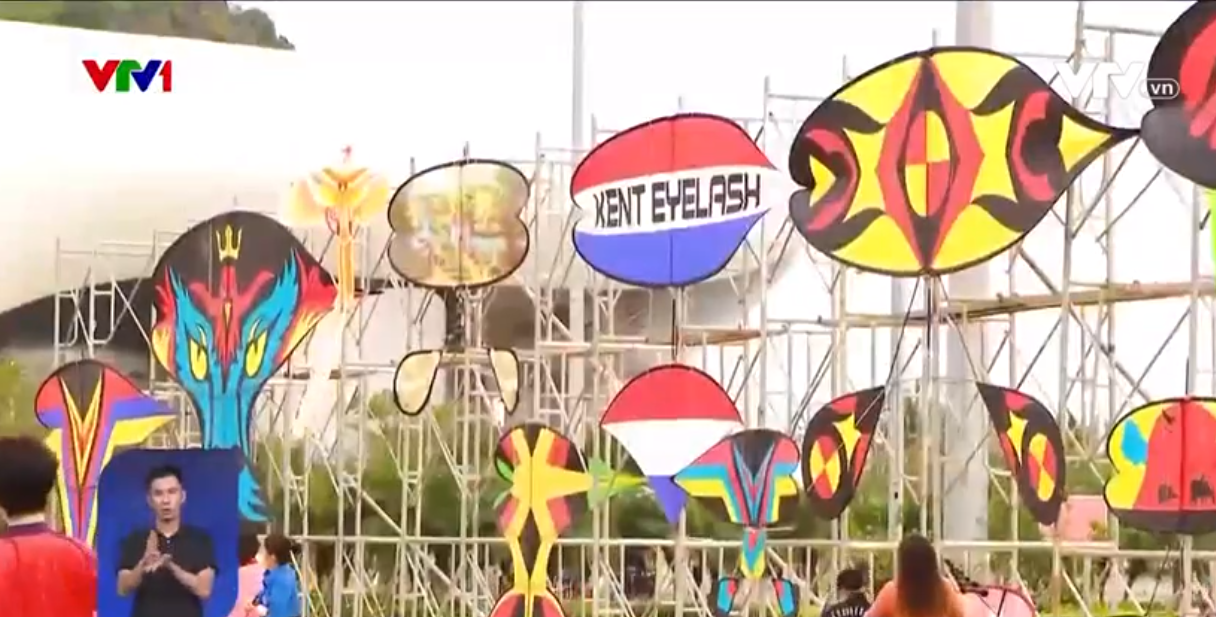 Sôi động Tuần lễ Du lịch Hạ Long 2024 Sôi động Tuần lễ Du lịch Hạ Long 2024