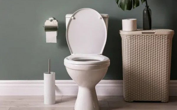 Tác hại nghiêm trọng của thói quen sử dụng điện thoại khi đi vệ sinh Tác hại nghiêm trọng của thói quen sử dụng điện thoại khi đi vệ sinh