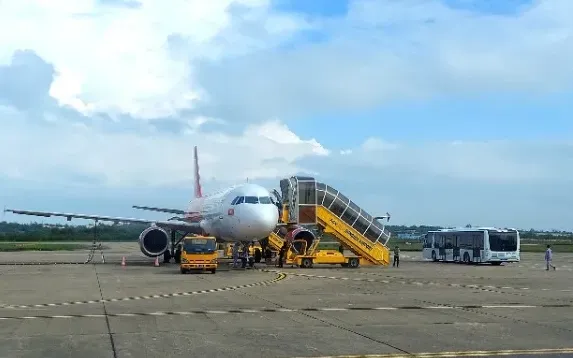 Thêm nhiều chuyến bay kết nối Quảng Bình-Hà Nội Thêm nhiều chuyến bay kết nối Quảng Bình-Hà Nội