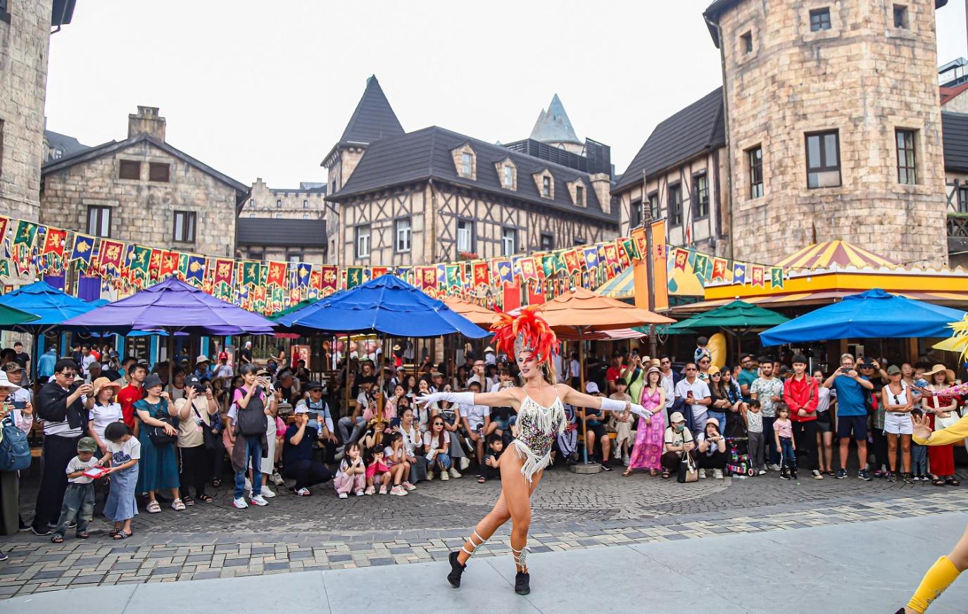 Tình người làm nên sức mạnh, sức hấp dẫn, sức bật cho Đà Nẵng Tình người làm nên sức mạnh, sức hấp dẫn, sức bật cho Đà Nẵng