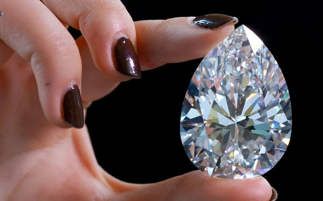 Viên kim cương lớn nhất từng được đấu giá không chạm được tới mức giá mong đợi