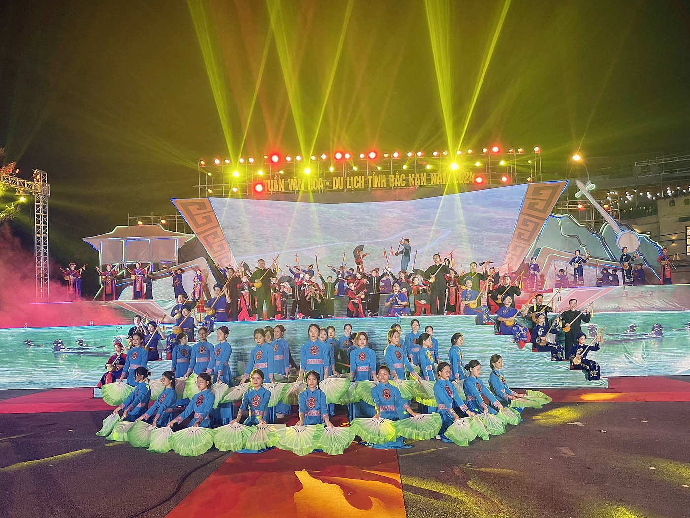 Ấn tượng khai mạc Tuần Văn hóa – Du lịch tỉnh Bắc Kạn năm 2024 Ấn tượng khai mạc Tuần Văn hóa – Du lịch tỉnh Bắc Kạn năm 2024