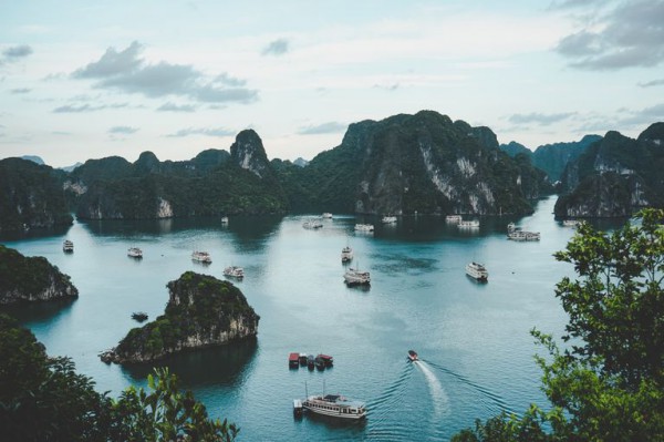 10 kỳ quan thiên nhiên đông khách nhất thế giới, đại diện Việt Nam góp mặt