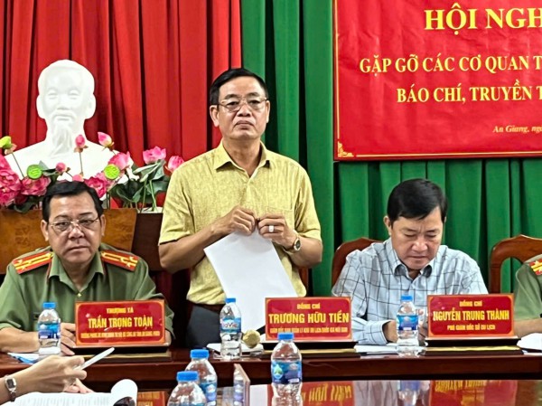 An Giang bố trí lại 3 điểm thu phí tham quan Khu du lịch Núi Sam An Giang bố trí lại 3 điểm thu phí tham quan Khu du lịch Núi Sam