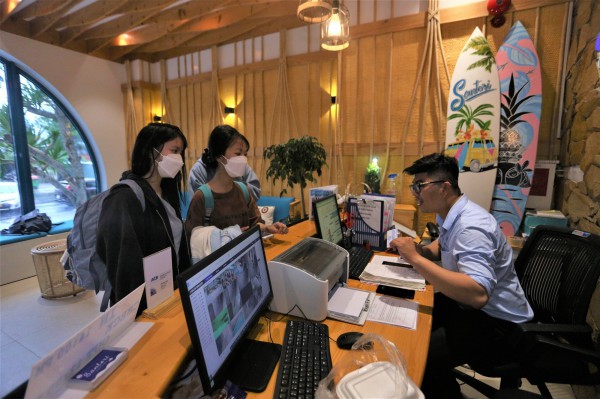Bão Noru: Nhiều khách sạn Đà Nẵng mở cửa miễn phí đón người dân sơ tán