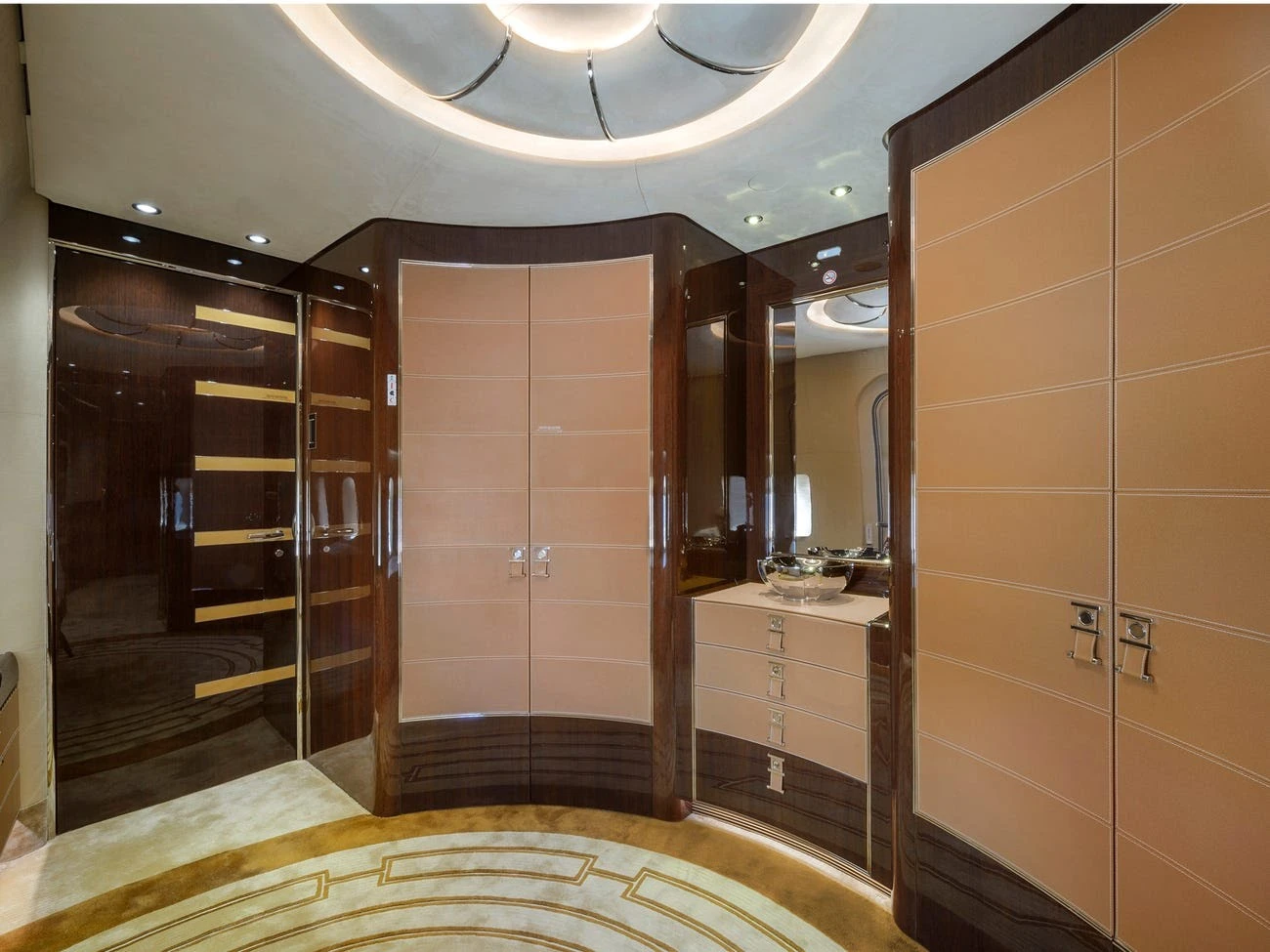 Bên trong 'cung điện bay' lớn nhất thế giới trị giá 400 triệu USD Bên trong 'cung điện bay' lớn nhất thế giới trị giá 400 triệu USD