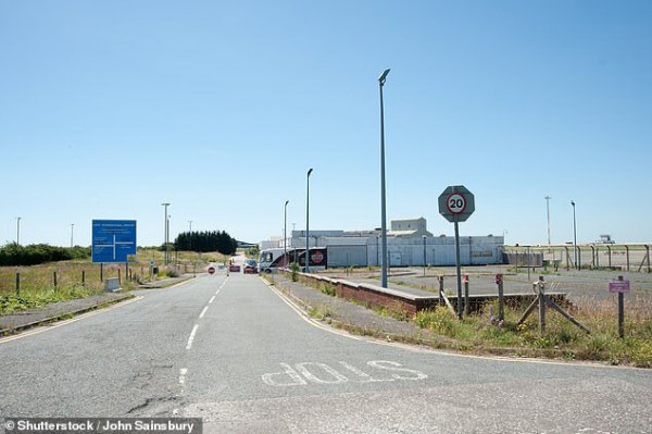 Bên trong những sân bay 'rùng rợn' nhất thế giới Bên trong những sân bay 'rùng rợn' nhất thế giới