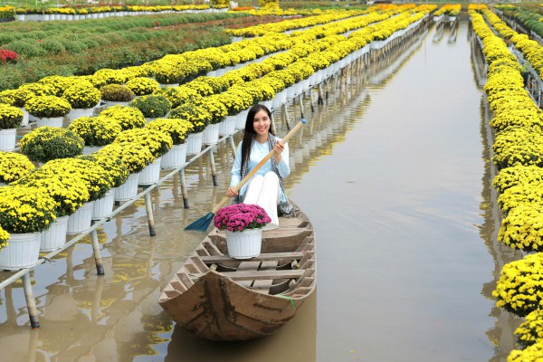 Biến vườn hoa kiểng thành điểm check-in, nông dân Sa Đéc thu tiền triệu mỗi ngày Biến vườn hoa kiểng thành điểm check-in, nông dân Sa Đéc thu tiền triệu mỗi ngày
