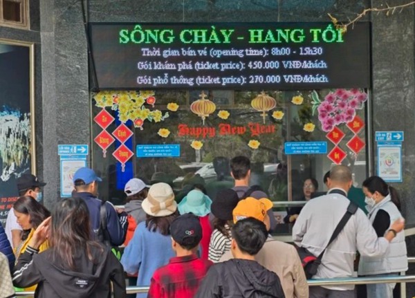 Bình Thuận, Quảng Bình, Cà Mau đón hàng trăm ngàn lượt khách, doanh thu tăng vọt