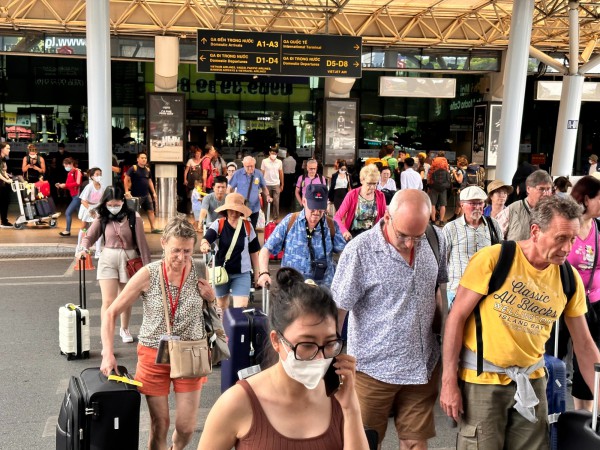 Cặp sân bay ở Việt Nam vào top 5 đông khách nhất thế giới Cặp sân bay ở Việt Nam vào top 5 đông khách nhất thế giới