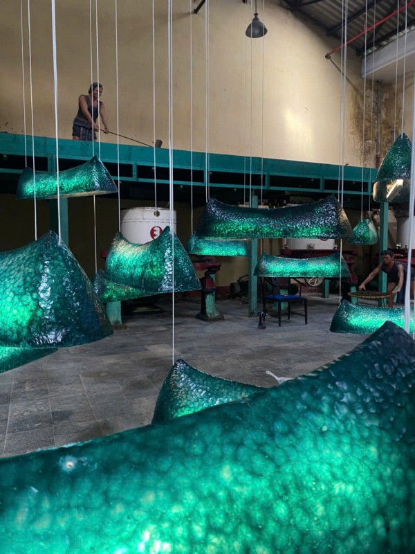 Du khách đổ về xem biểu diễn thực cảnh tại nhà máy chè cổ 1927 Du khách đổ về xem biểu diễn thực cảnh tại nhà máy chè cổ 1927