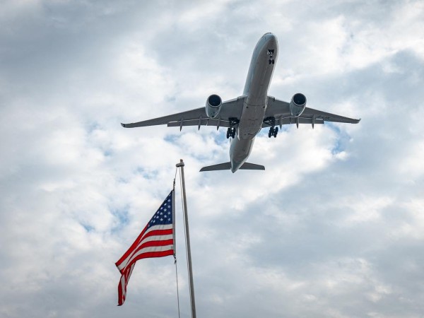 Du khách nước ngoài đến Mỹ liên tiếp giảm mạnh Du khách nước ngoài đến Mỹ liên tiếp giảm mạnh