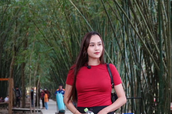 Du khách ùn ùn về miệt Hậu Giang check-in vườn tre đẹp nhất miền Tây