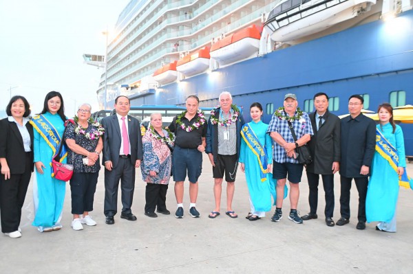 Du lịch Quảng Ninh 'bùng nổ' dịp tết Dương lịch 2026 Du lịch Quảng Ninh 'bùng nổ' dịp tết Dương lịch 2026