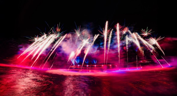 Hé lộ những hình ảnh đầu tiên của siêu show sắp tái xuất tại Phú Quốc Hé lộ những hình ảnh đầu tiên của siêu show sắp tái xuất tại Phú Quốc