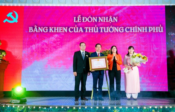 Khách sạn lâu đời nhất Việt Nam nhận bằng khen của Thủ tướng Chính phủ