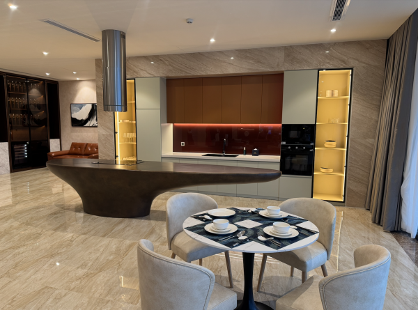 Lần đầu nghỉ dưỡng ở bán đảo 650 triệu đồng/đêm tại vịnh Vân Phong