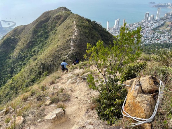 Liên tiếp cứu hộ du khách lạc núi Liên tiếp cứu hộ du khách lạc núi