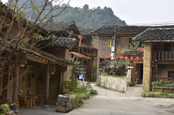 Lô Lô Chải rộn ràng đón khách sau khi được vinh danh 'Làng du lịch tốt nhất thế giới 2025' Lô Lô Chải rộn ràng đón khách sau khi được vinh danh 'Làng du lịch tốt nhất thế giới 2025'