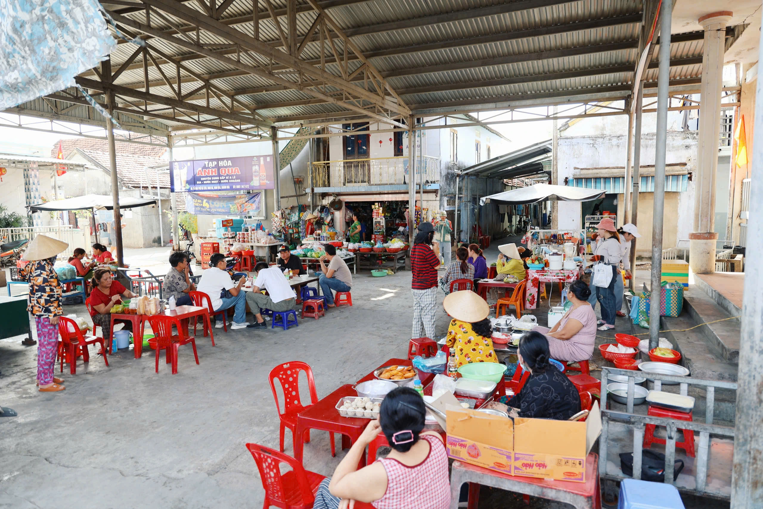 Ngắm làng cổ 400 năm tựa như cánh diều gần Nha Trang Ngắm làng cổ 400 năm tựa như cánh diều gần Nha Trang