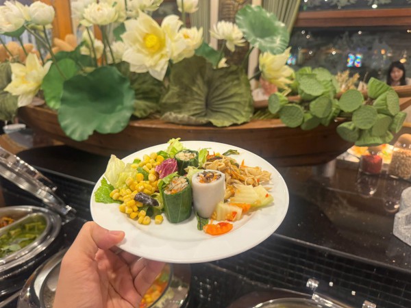 Ngày đầu tháng Vu Lan: Rủ nhau đi ăn chay cho lòng an yên Ngày đầu tháng Vu Lan: Rủ nhau đi ăn chay cho lòng an yên