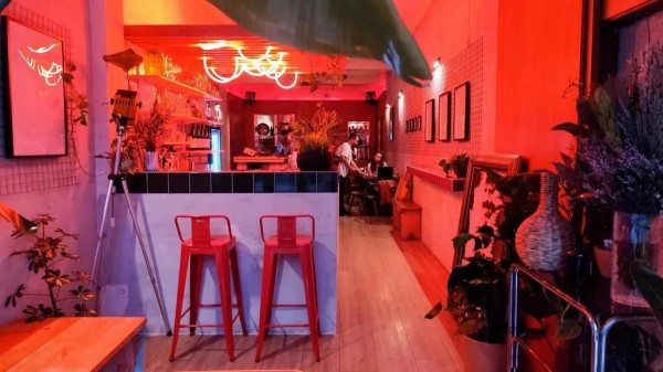 Phố đêm ở quận 4 cũ bất ngờ vào top 10 con đường hấp dẫn nhất thế giới Phố đêm ở quận 4 cũ bất ngờ vào top 10 con đường hấp dẫn nhất thế giới