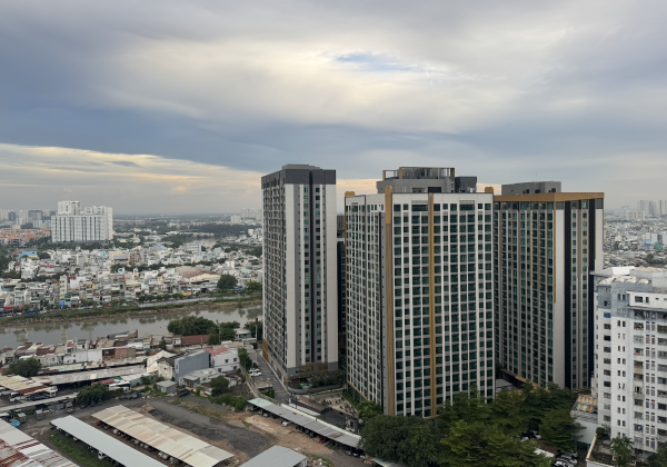 Tiếng karaoke bờ kênh là một phần hồn của TP.HCM Tiếng karaoke bờ kênh là một phần hồn của TP.HCM