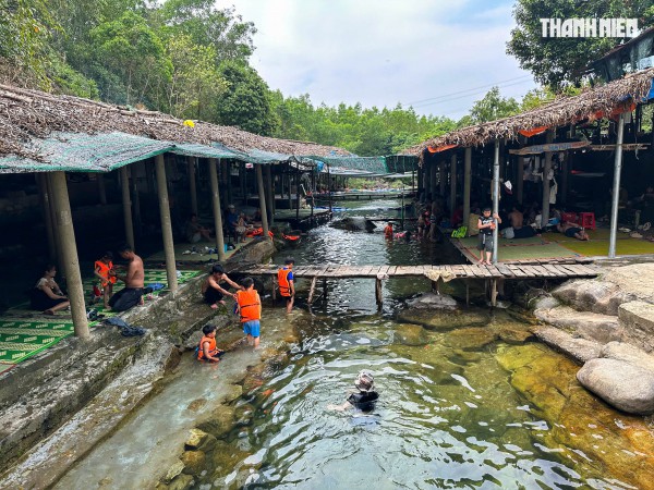 Tọa độ tránh nóng mùa hè: Thác Bồ Ghè hoang sơ với chi phí 'siêu mềm' Tọa độ tránh nóng mùa hè: Thác Bồ Ghè hoang sơ với chi phí 'siêu mềm'