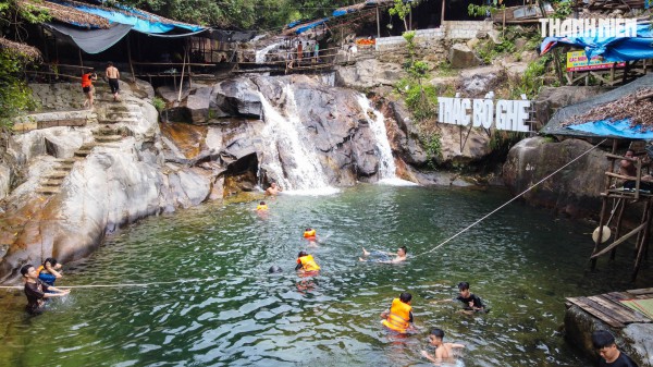 Tọa độ tránh nóng mùa hè: Thác Bồ Ghè hoang sơ với chi phí 'siêu mềm' Tọa độ tránh nóng mùa hè: Thác Bồ Ghè hoang sơ với chi phí 'siêu mềm'
