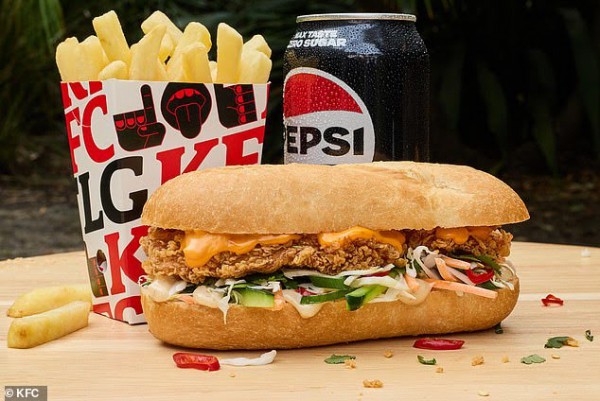 Tranh cãi khi 'ông lớn' KFC đưa bánh mì Việt Nam vào thực đơn Tranh cãi khi 'ông lớn' KFC đưa bánh mì Việt Nam vào thực đơn