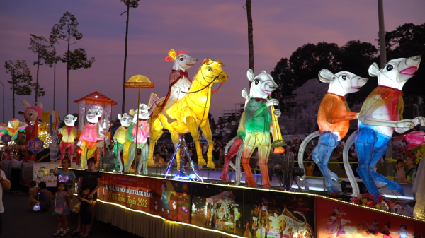 Trung thu năm nay, du khách Việt đi đâu để ăn ngon, chơi vui? Trung thu năm nay, du khách Việt đi đâu để ăn ngon, chơi vui?