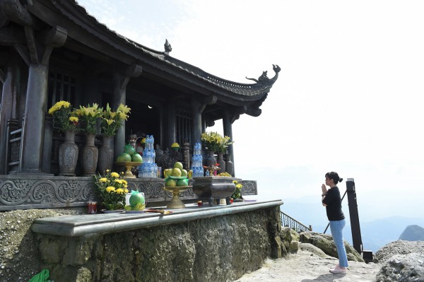 Vãn cảnh chùa Đồng trên đỉnh non thiêng