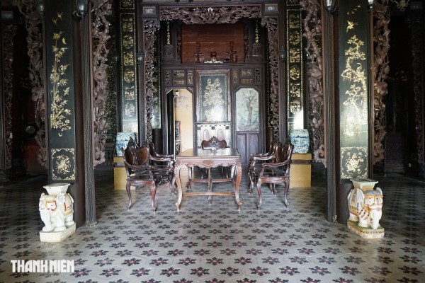 Vẻ đẹp nhà cổ trăm năm với kiến trúc Đông - Tây ở Gò Công Vẻ đẹp nhà cổ trăm năm với kiến trúc Đông - Tây ở Gò Công