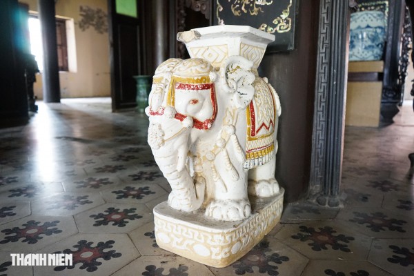 Vẻ đẹp nhà cổ trăm năm với kiến trúc Đông - Tây ở Gò Công Vẻ đẹp nhà cổ trăm năm với kiến trúc Đông - Tây ở Gò Công