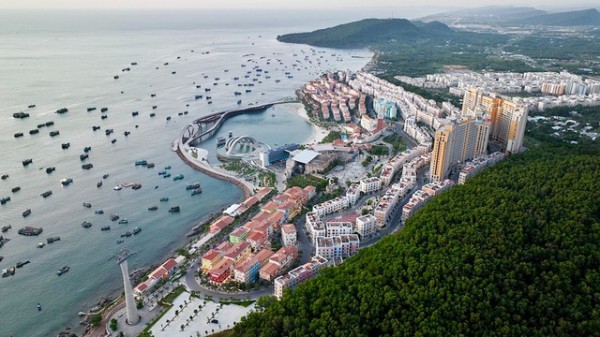 Việt Nam có hòn đảo trong top 3 đẹp nhất châu Á