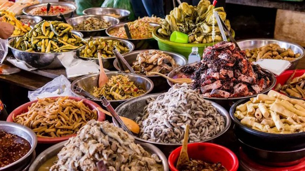 Vượt qua Bangkok, điểm đến này ở Việt Nam có ẩm thực đường phố ngon thứ hai châu Á Vượt qua Bangkok, điểm đến này ở Việt Nam có ẩm thực đường phố ngon thứ hai châu Á