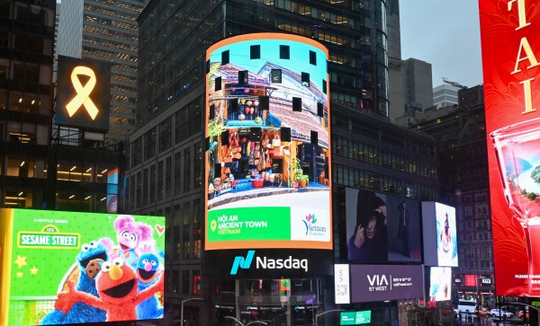 Xích lô, phố cổ, bánh xèo… Việt Nam xuất hiện ở Mỹ trên Quảng trường Thời Đại Xích lô, phố cổ, bánh xèo… Việt Nam xuất hiện ở Mỹ trên Quảng trường Thời Đại