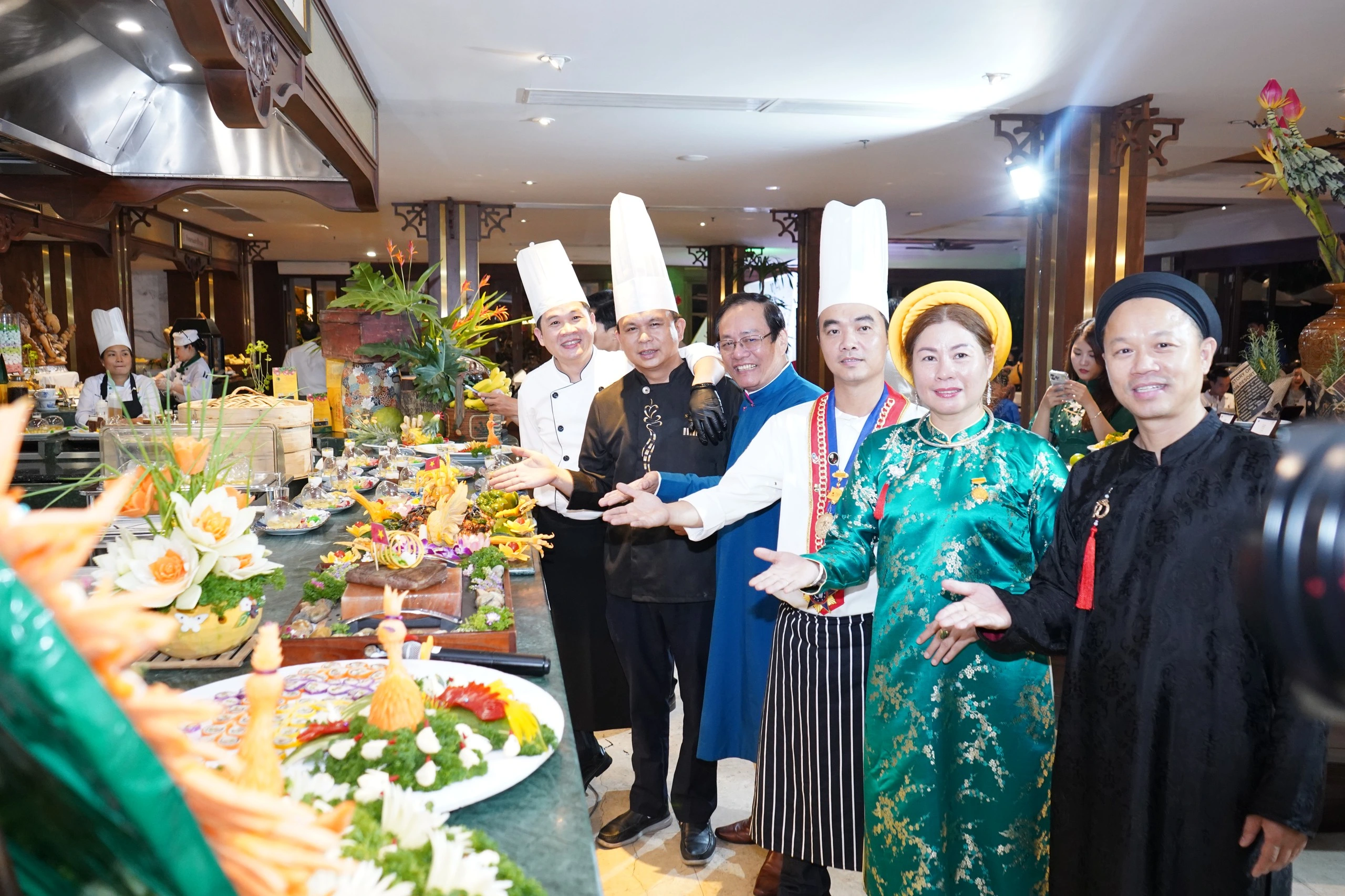 Đà Nẵng Food Tour: Đổi quà từ thu thập con dấu trong hộ chiếu ẩm thực Đà Nẵng Food Tour: Đổi quà từ thu thập con dấu trong hộ chiếu ẩm thực